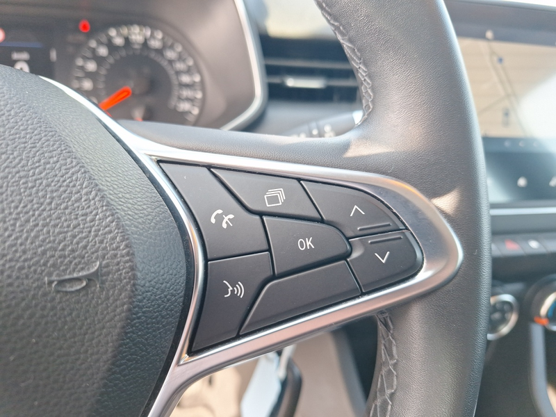 Renault Clio ZEN TCe 100 CVT — photo 18
