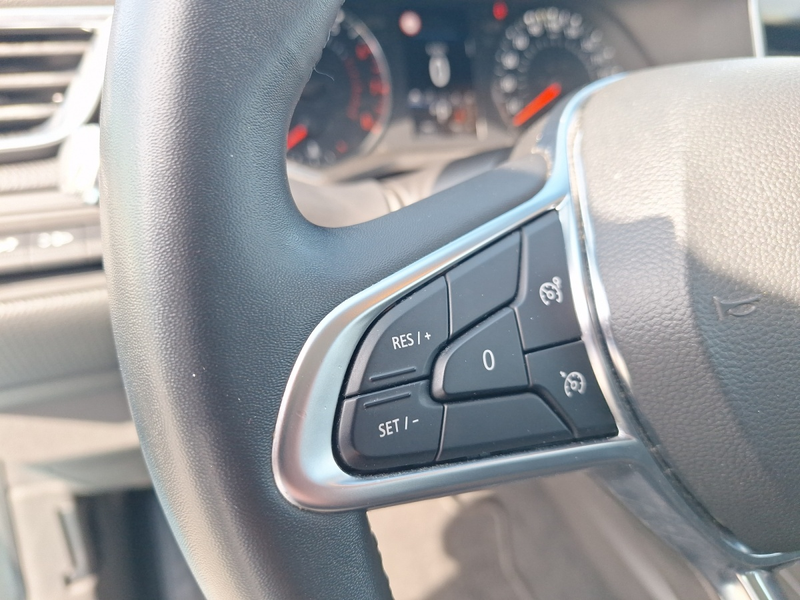 Renault Clio ZEN TCe 100 CVT — photo 15