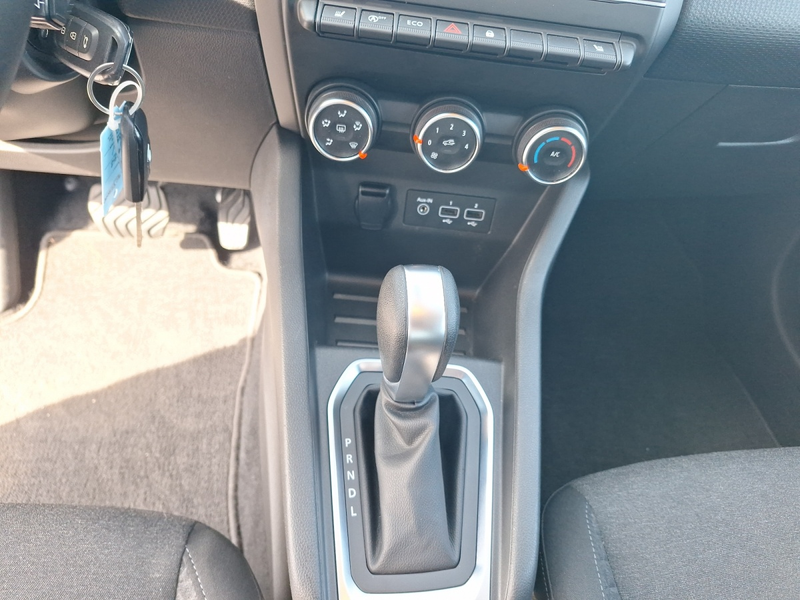 Renault Clio ZEN TCe 100 CVT — photo 8