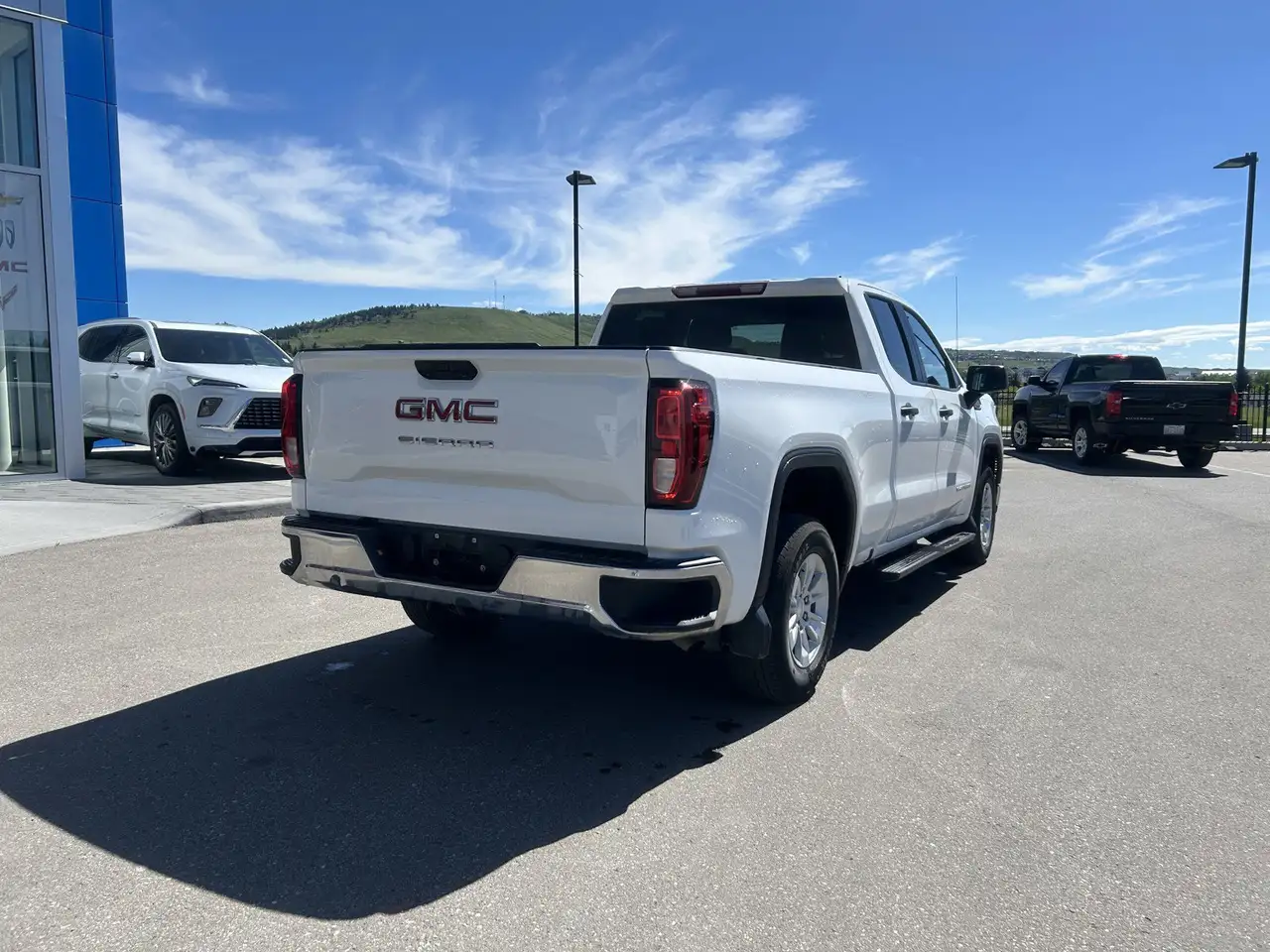 GMC Sierra 1500 снимка GMC Sierra 1500