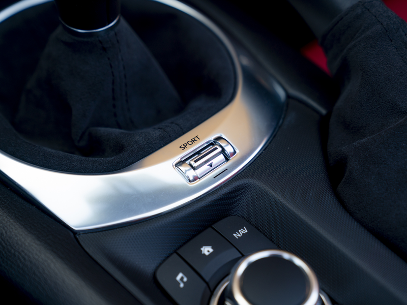 Abarth 124 Spider | Handbak | Bose — photo 29