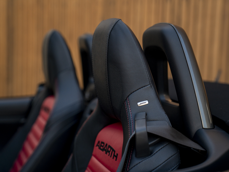 Abarth 124 Spider | Handbak | Bose — photo 9