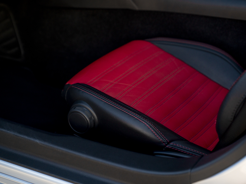 Abarth 124 Spider | Handbak | Bose — photo 23