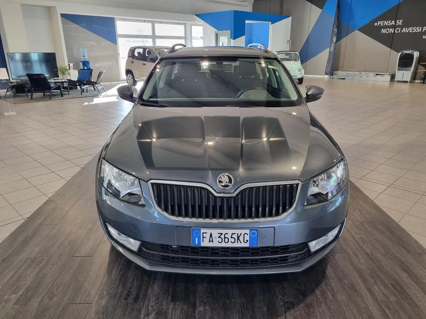 Skoda Octavia Octavia 1.4 tsi g-tec Ambition 110cv Grigio - 2