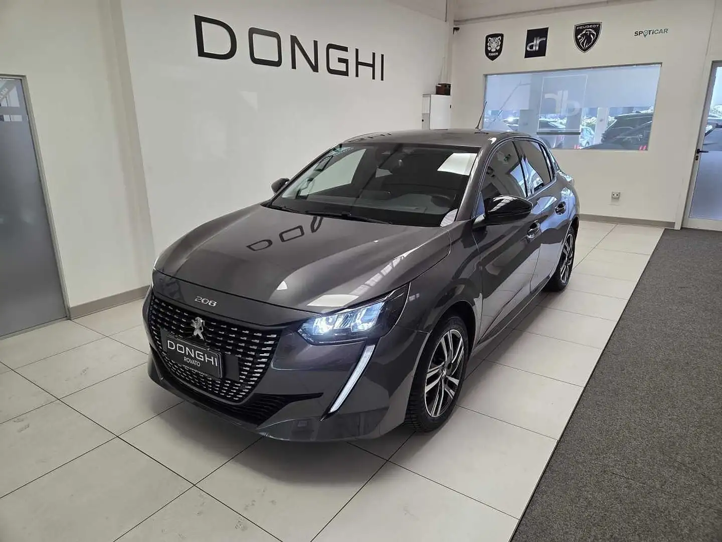 Peugeot 208 Allure BlueHDi 100 Stop&Start 5 porte Šedá - 1