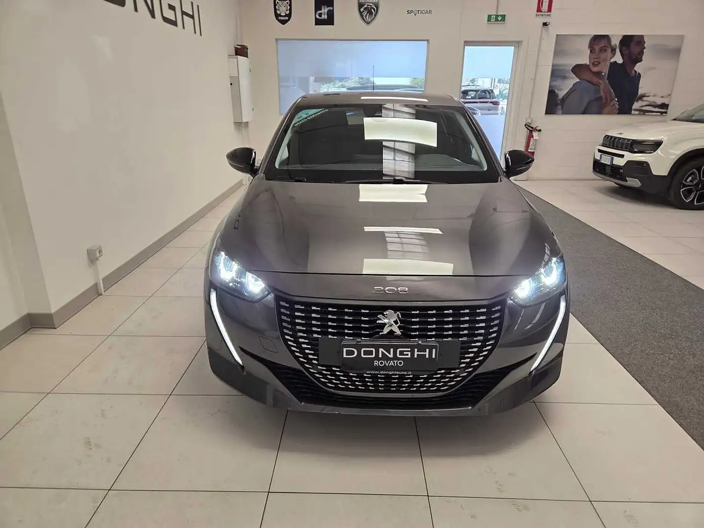 Peugeot 208 Allure BlueHDi 100 Stop&Start 5 porte Šedá - 2