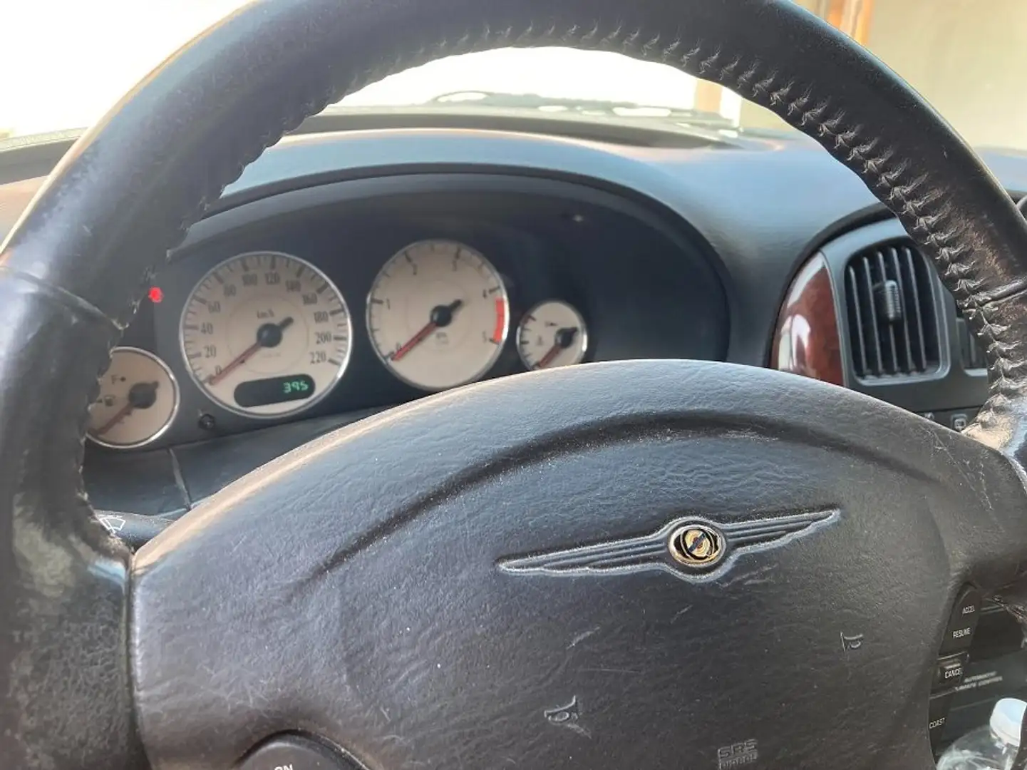 Chrysler Voyager Voyager 2.5 crd LX Czarny - 1