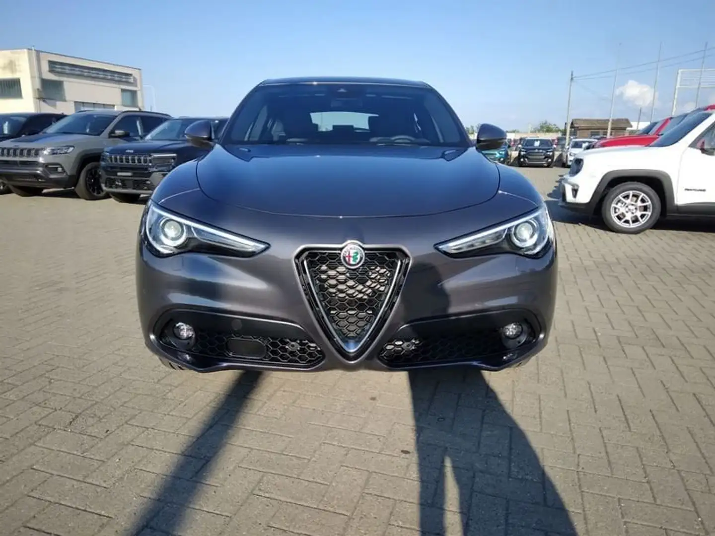 Alfa Romeo Stelvio 2.2 Turbodiesel 210 CV AT8 Q4 Ti Grigio - 2