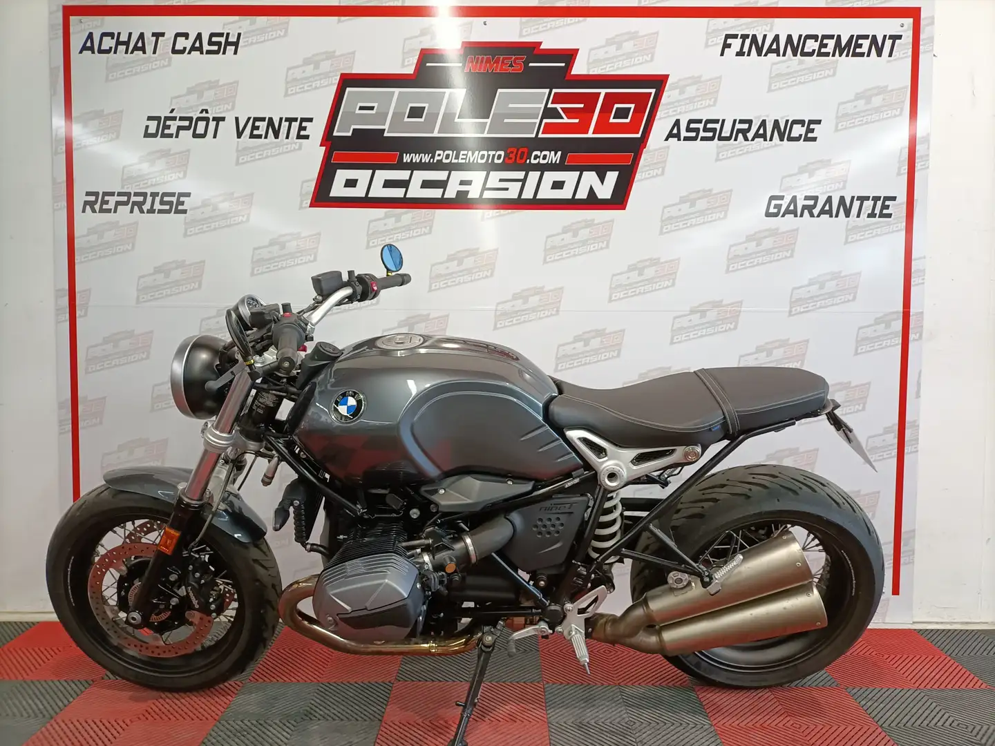 BMW R nineT Gris - 2
