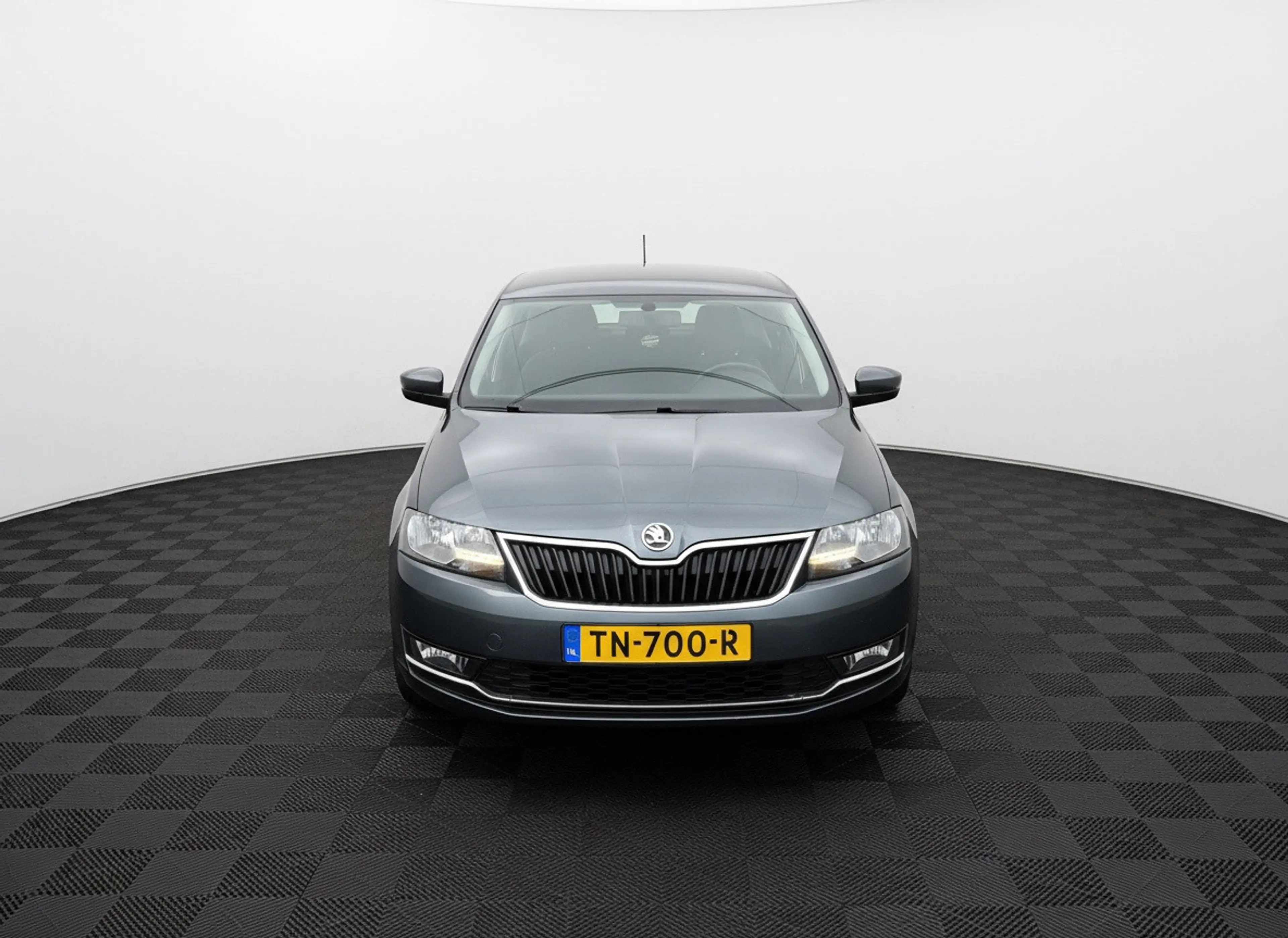 Skoda Rapid/Spaceback 1.0 TSI Greentech Clever — photo 7