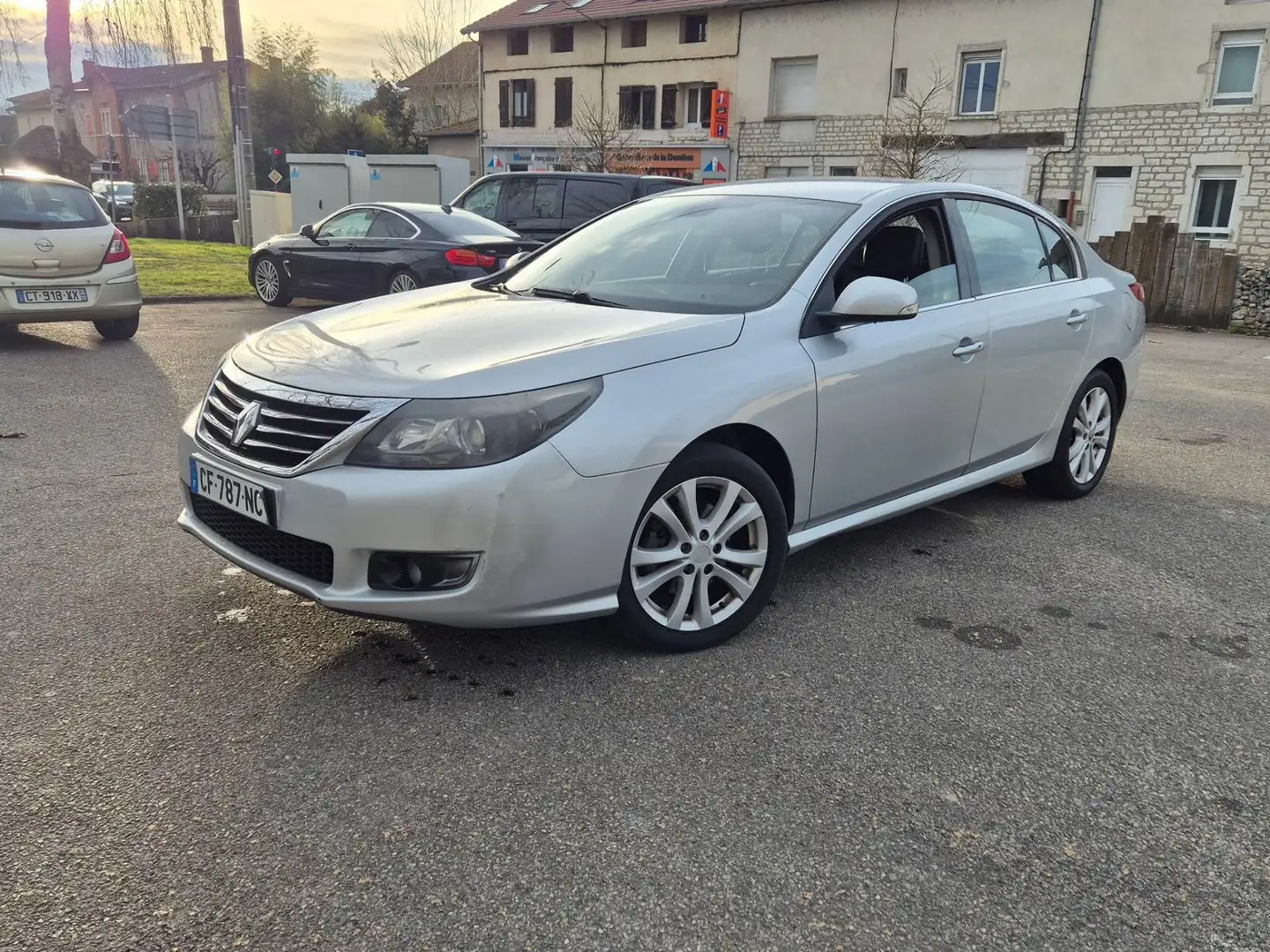 Renault Latitude dCi 150 FAP Initiale - 1
