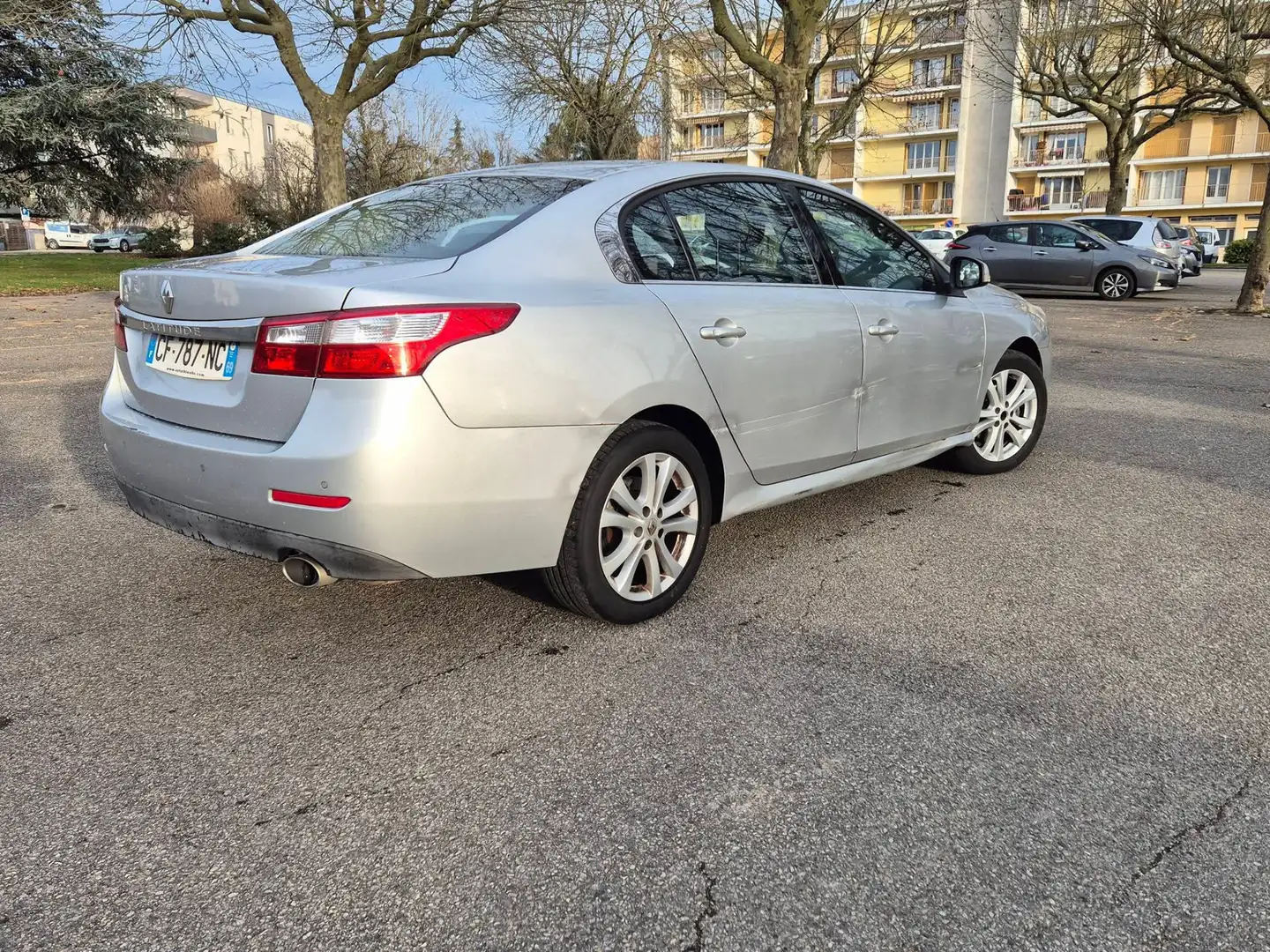 Renault Latitude dCi 150 FAP Initiale - 2