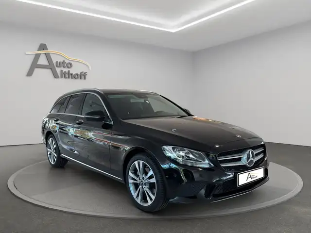 Mercedes-Benz C 220 C220dT AUTO 2.HD KAMERA NAV PARK TEMP SPUR SHZ
