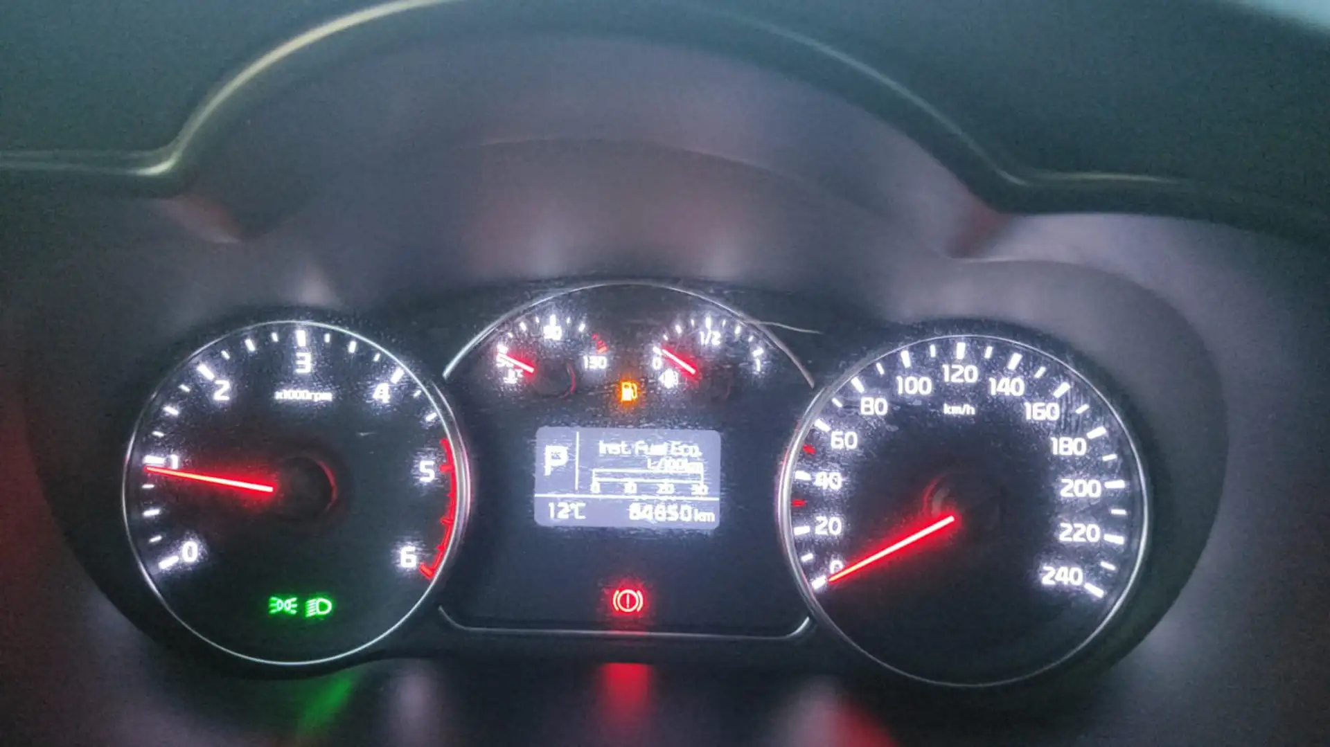 Kia Carens Carens 1.7 CRDi 141 CV DCT Platinum Černá - 2