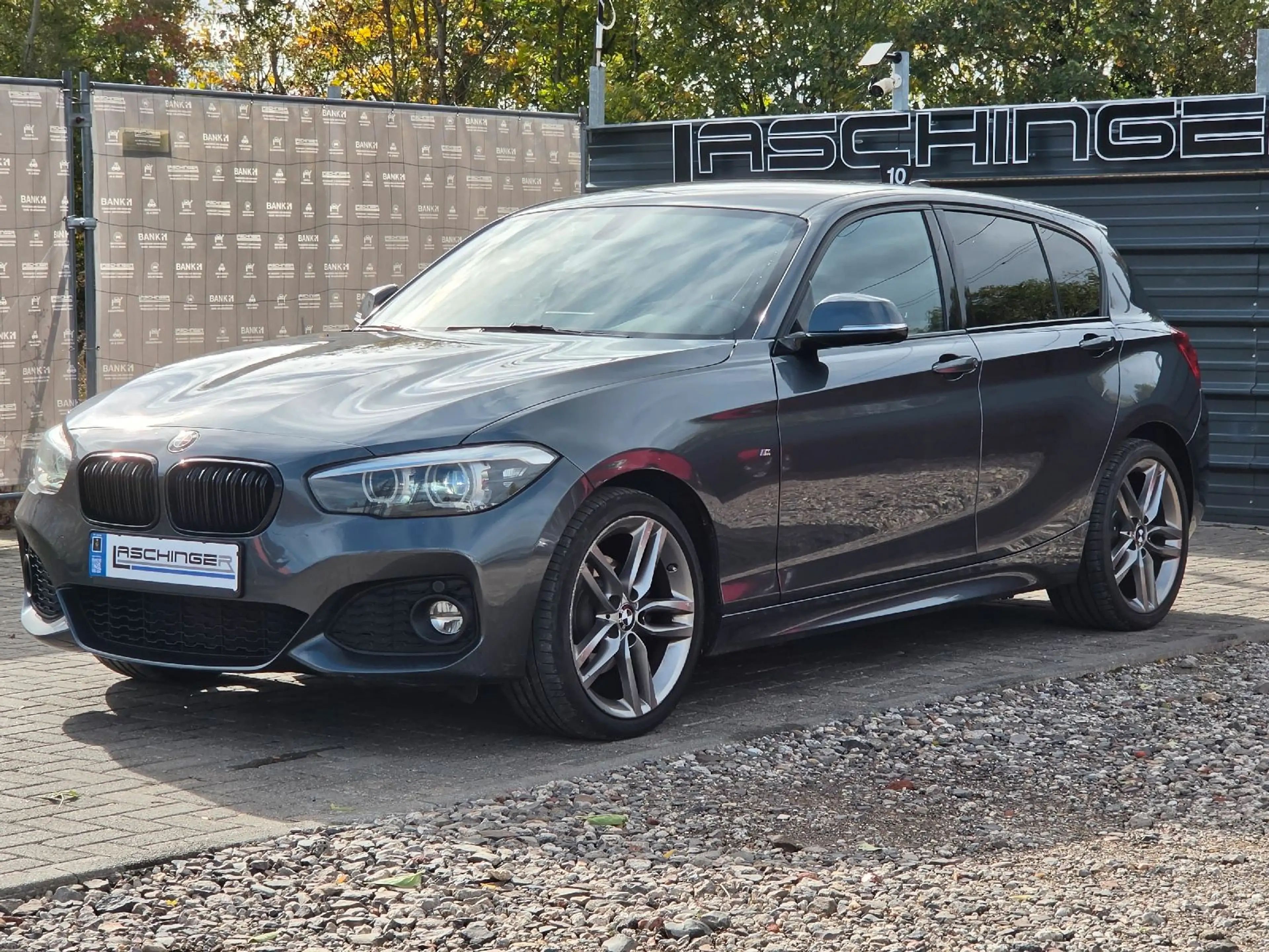 BMW 120 i Edition M Sport Shadow *PDC*AUTOM*LED*NAV