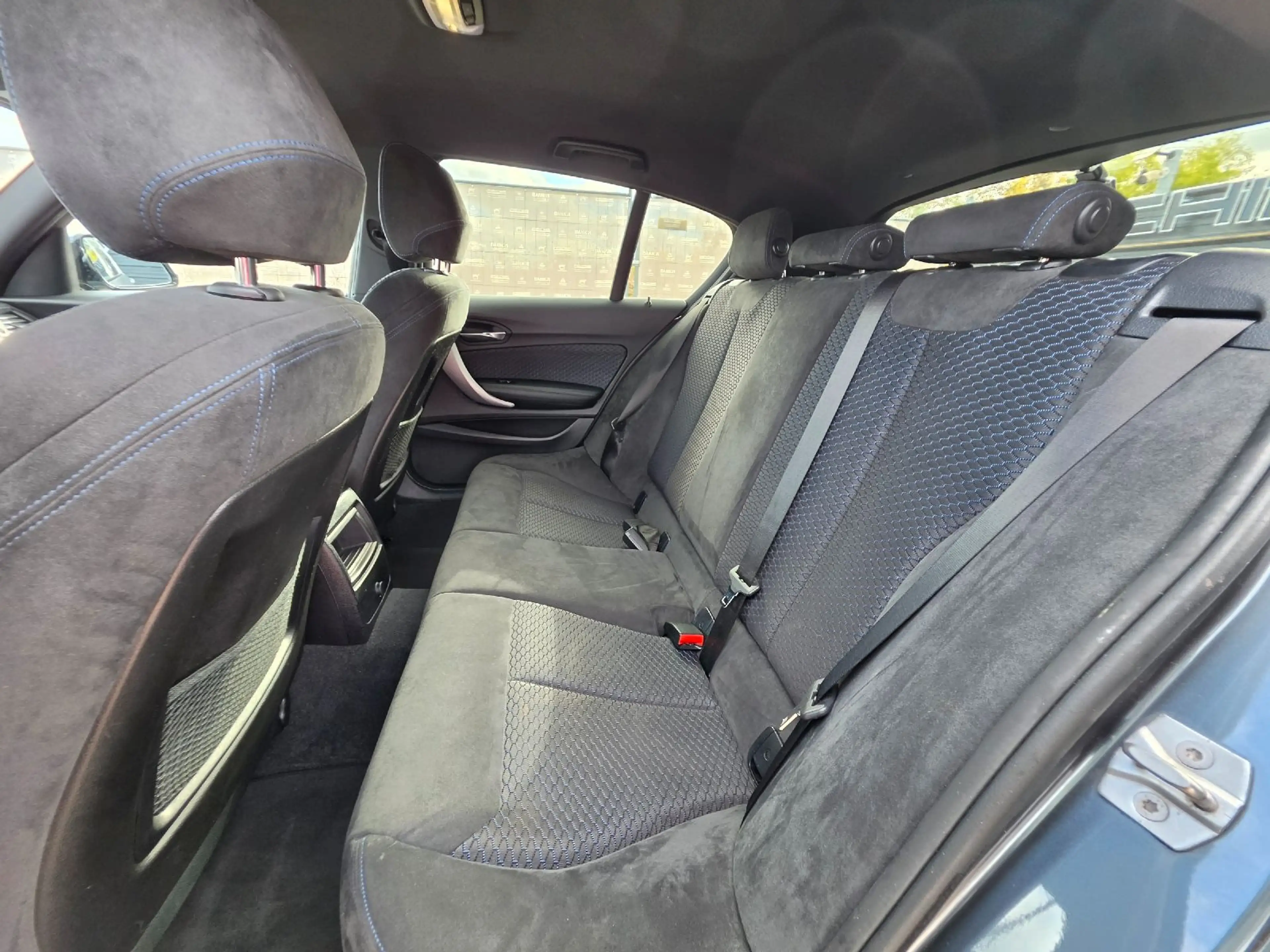 BMW 120 i Edition M Sport Shadow *PDC*AUTOM*LED*NAV — photo 8