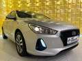 Hyundai i30 Trend*Alu*Automatik*LED*Klima*Sitzhz*Tempoma Argent - thumbnail 3