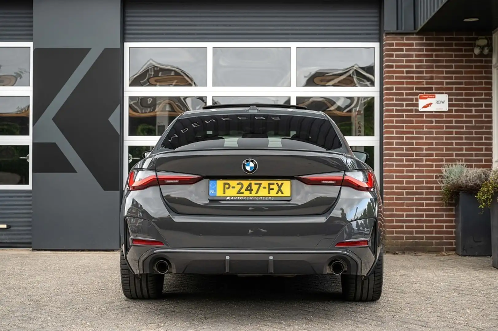 BMW 420 420i | M Sport | Shadow | Panorama | Head-Up | Har Gris - 2