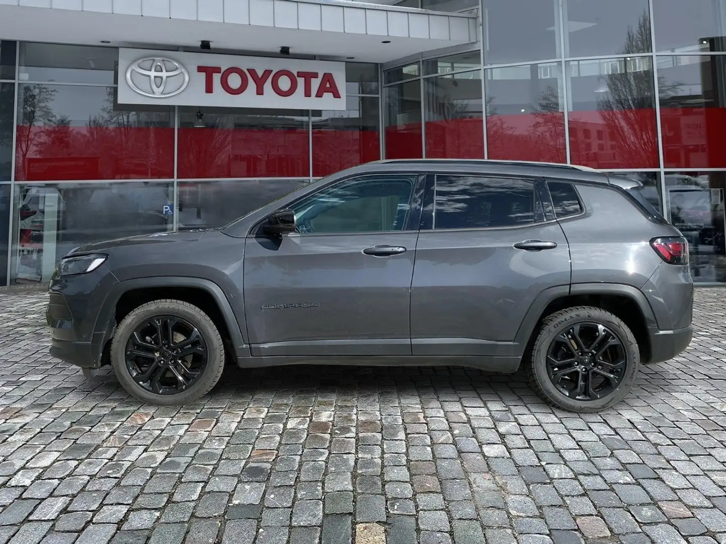 Jeep Compass 1.3 MultiAir Top Gepflegt*Parksensoren Grijs - 2