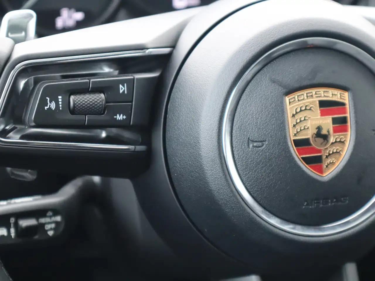 Porsche Macan снимка Porsche Macan