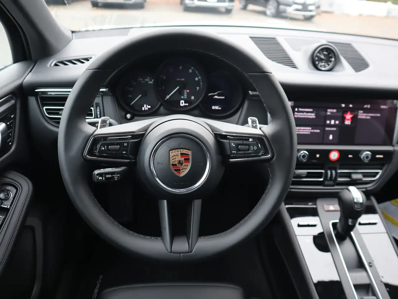 Porsche Macan снимка Porsche Macan