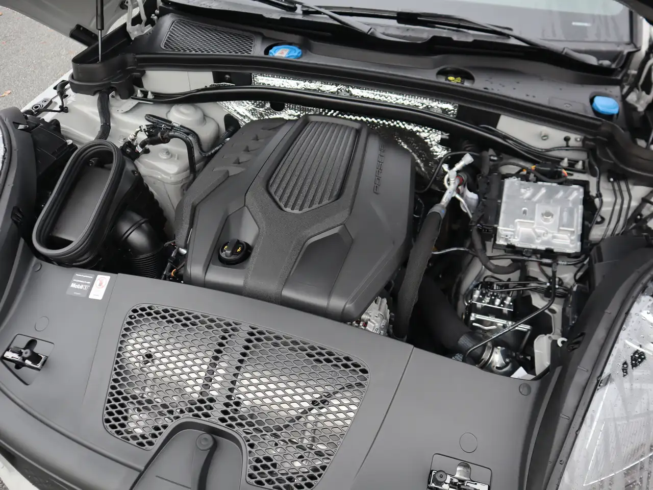 Porsche Macan снимка Porsche Macan