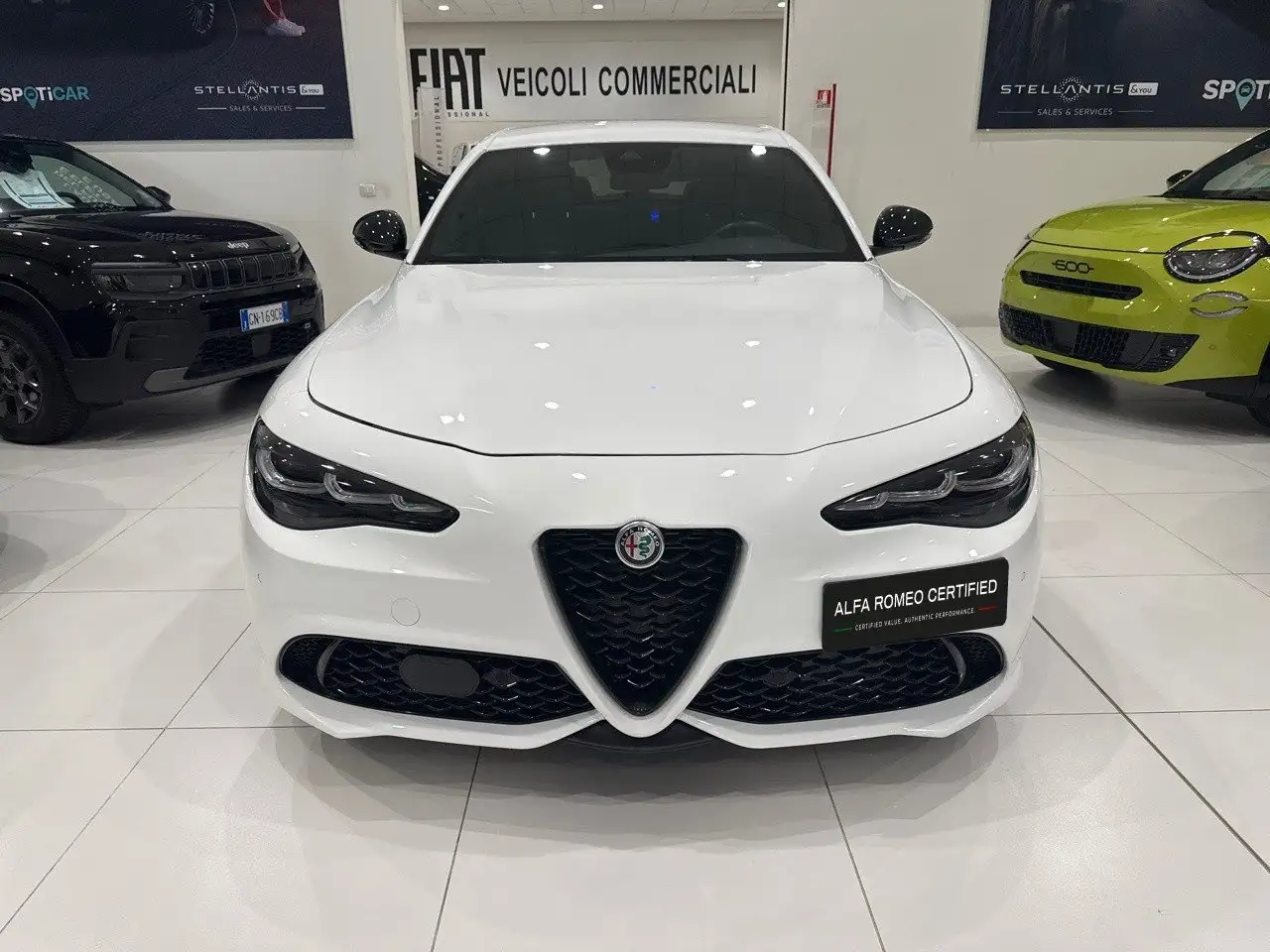 Alfa Romeo Giulia 2024 — фото 6