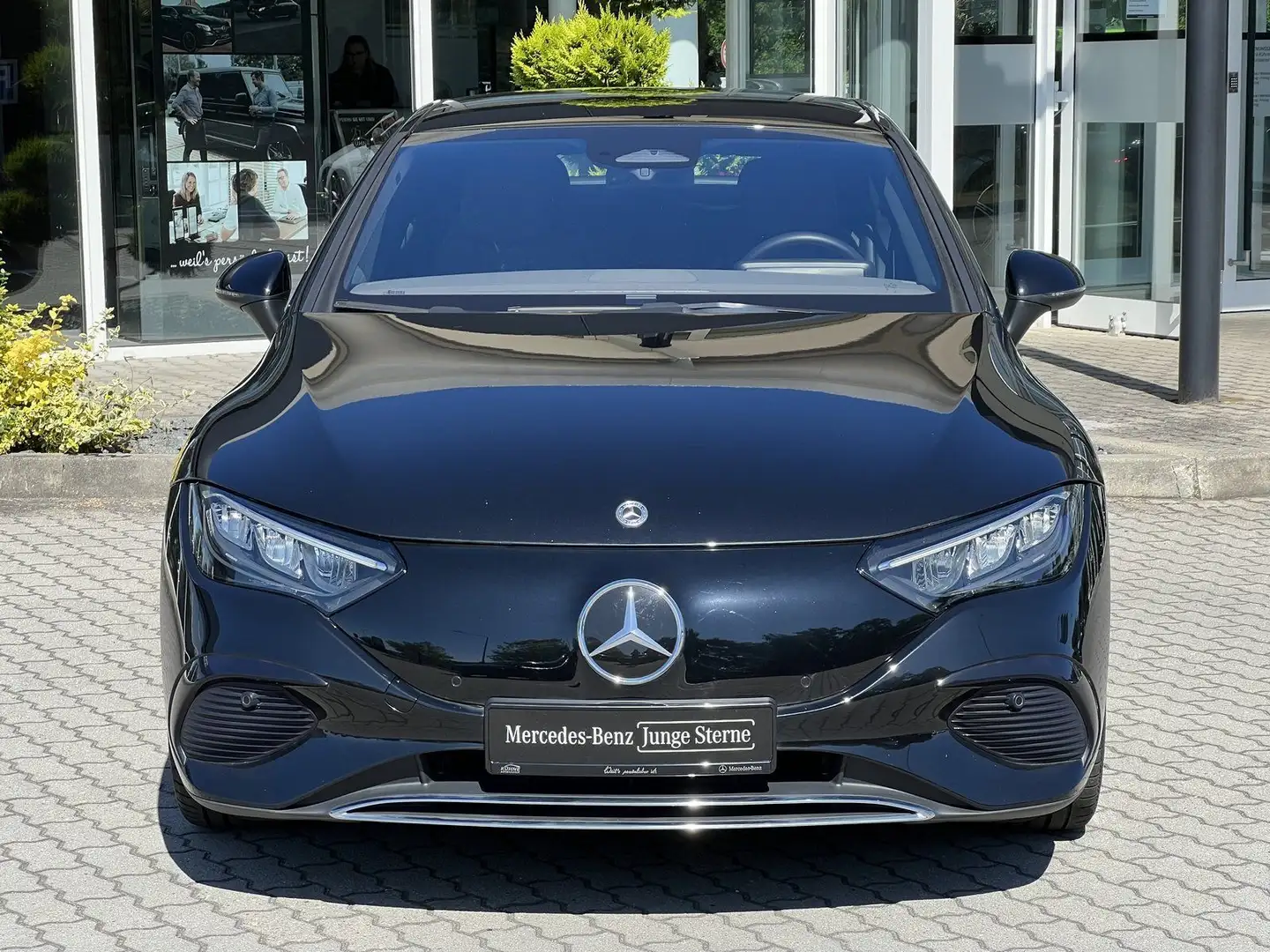 Mercedes-Benz EQE 500 4M+Sound+Electric Art+Frontscheibe behei Noir - 2