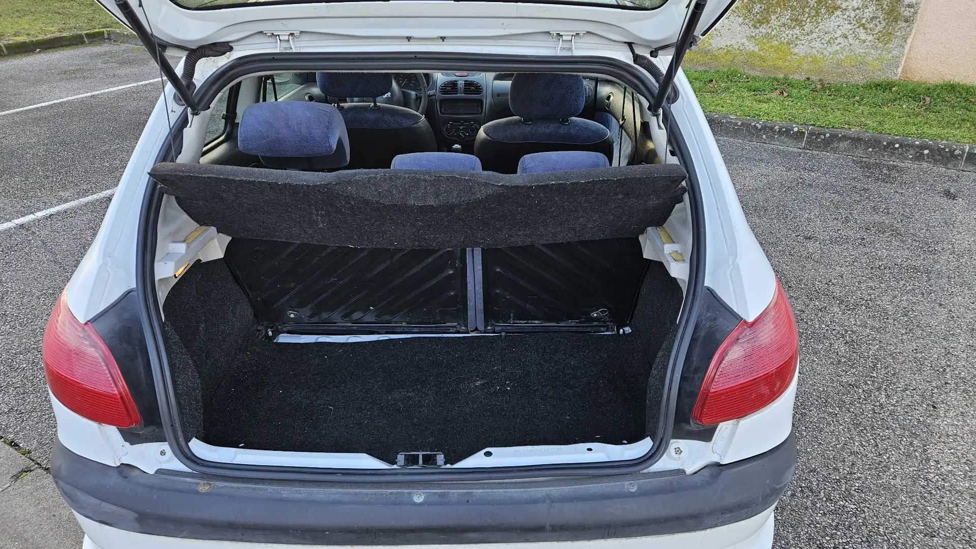 Peugeot 206 1.1i XR Blanc - 2