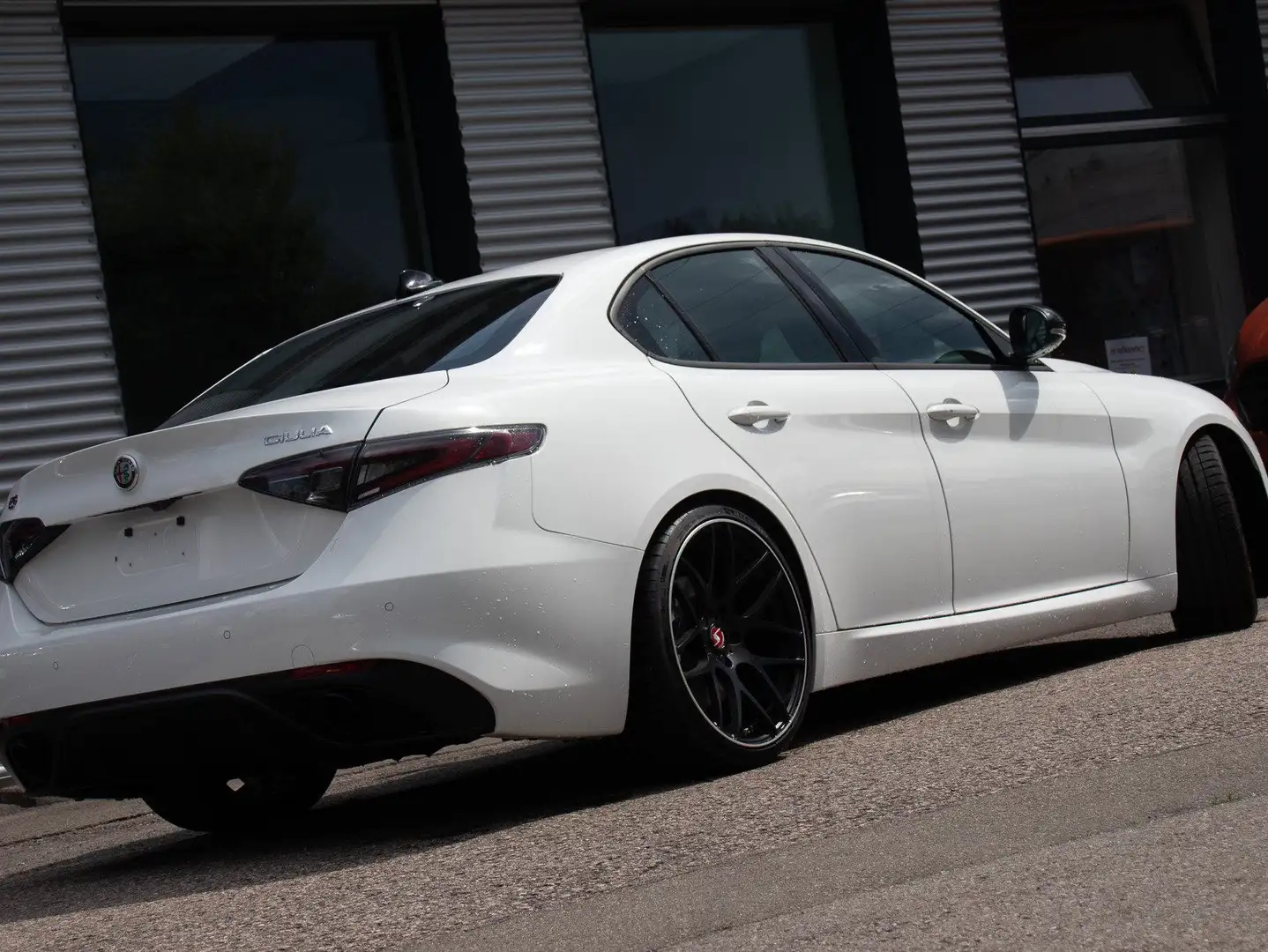 Alfa Romeo Giulia MY24 Veloce 2.0T vom AR Vertragshändler Weiß - 2