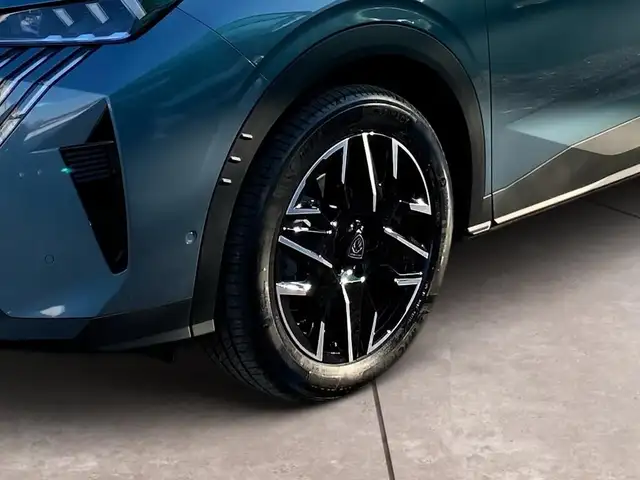 Peugeot 5008 view 15