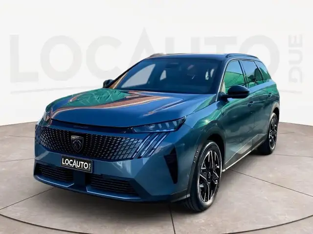 Peugeot 5008 main image