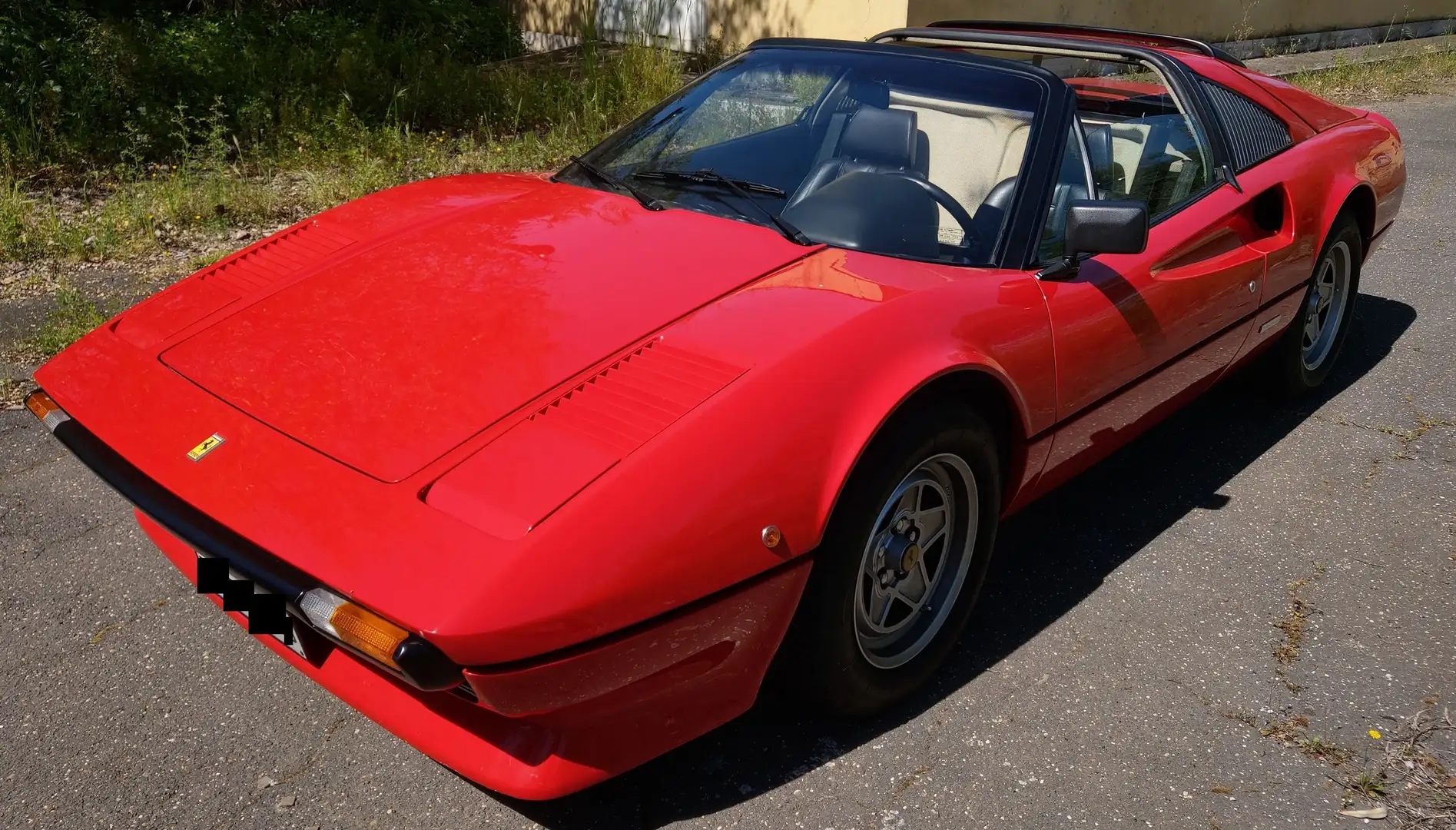 Ferrari 208 GTS Rot - 1