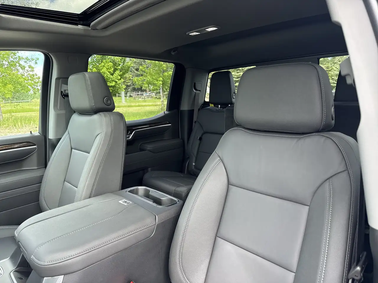 GMC Sierra 1500 снимка GMC Sierra 1500