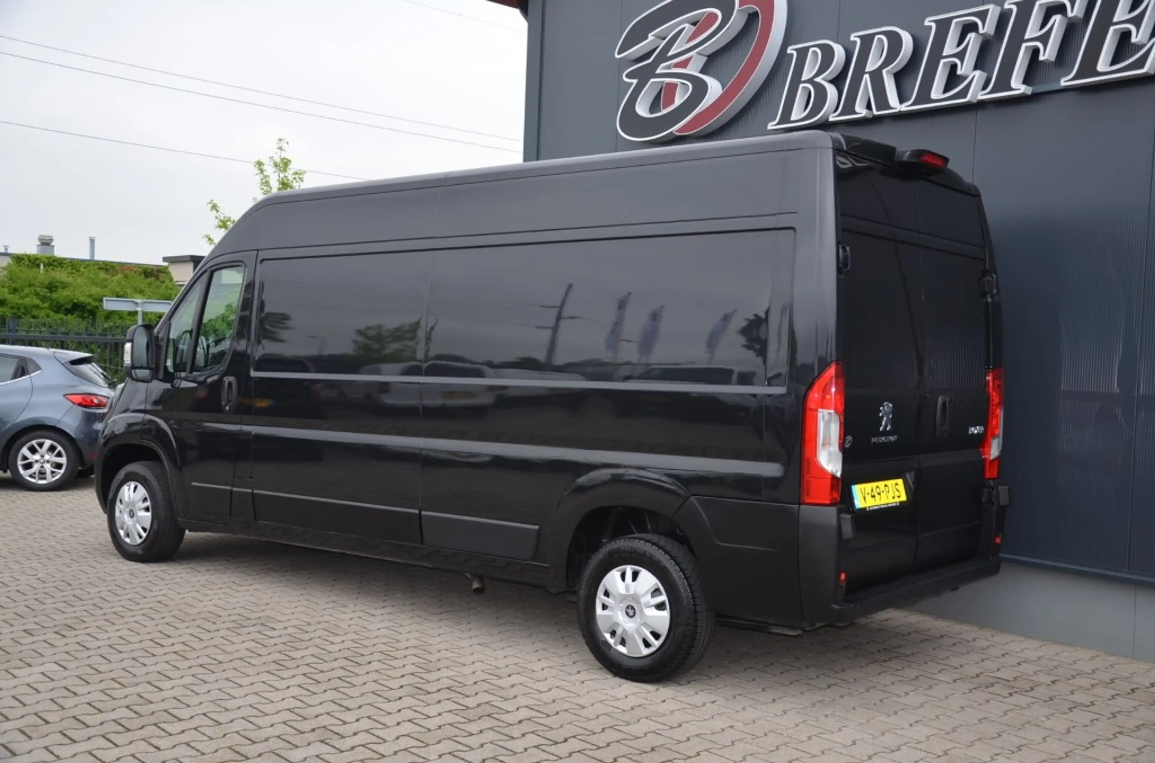 Peugeot Boxer 2.2 HDI L3H2 — photo 3