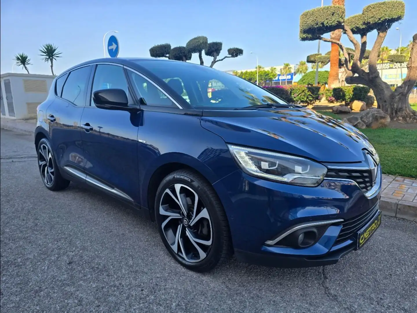 Renault Scenic dCi Zen Blue 88kW Azul - 1