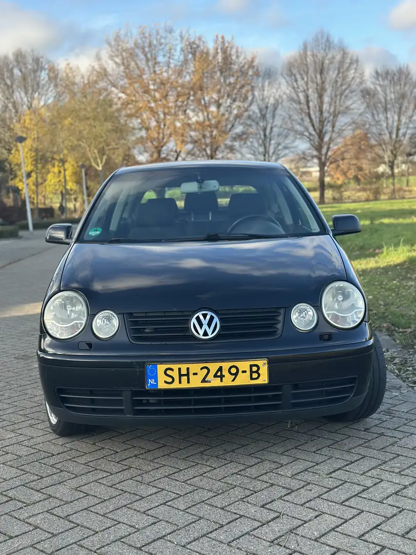 Volkswagen Polo 1.2 Чёрный - 1