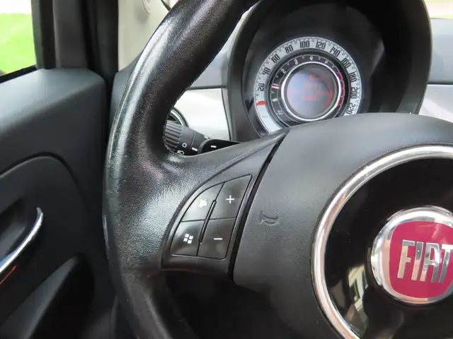 Fiat 500C view 12