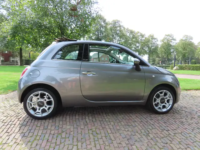 Fiat 500C view 4