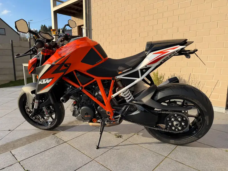 KTM 1290 Super Duke R - foto 8