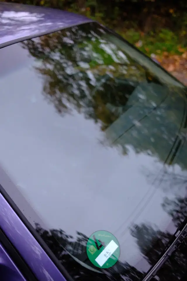 BMW 323i, foto 9
