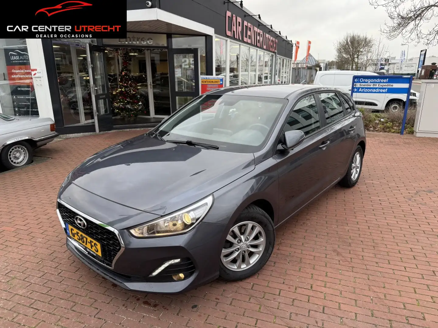 Hyundai i30 1.0 T-GDI Comfort 6versn airco navi 152dkm!!! Grau - 1