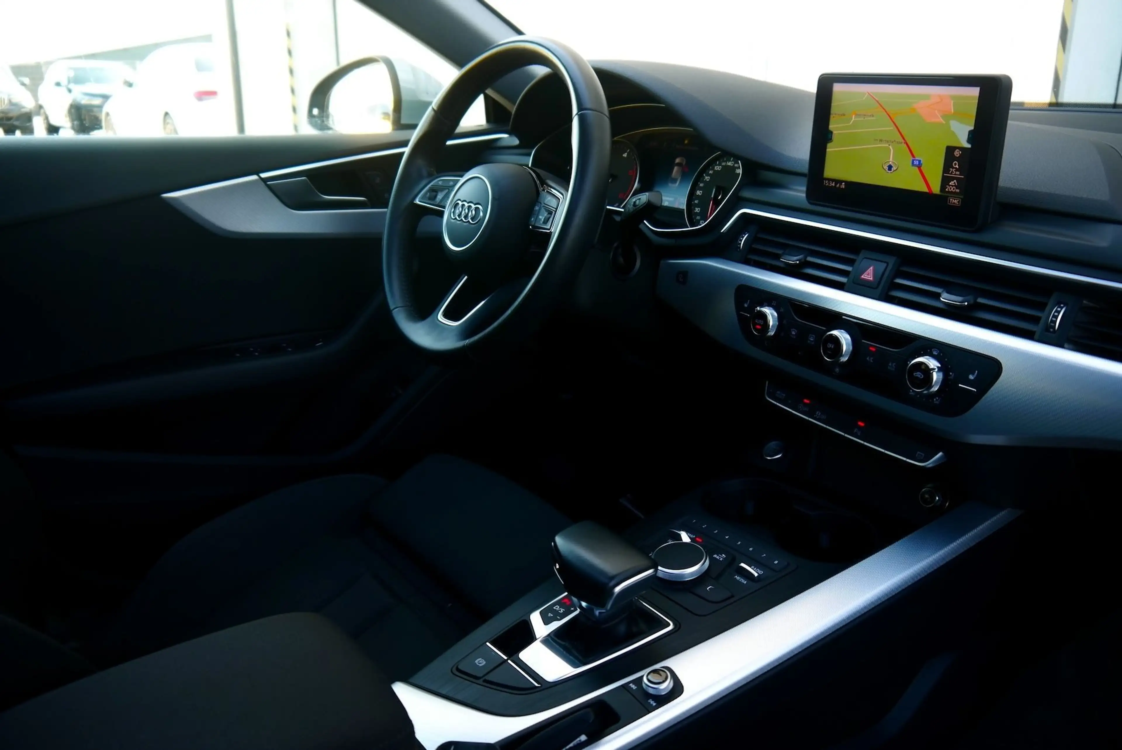 Audi A5 40 TDI sport *Panorama & Xenon Plus* — photo 12