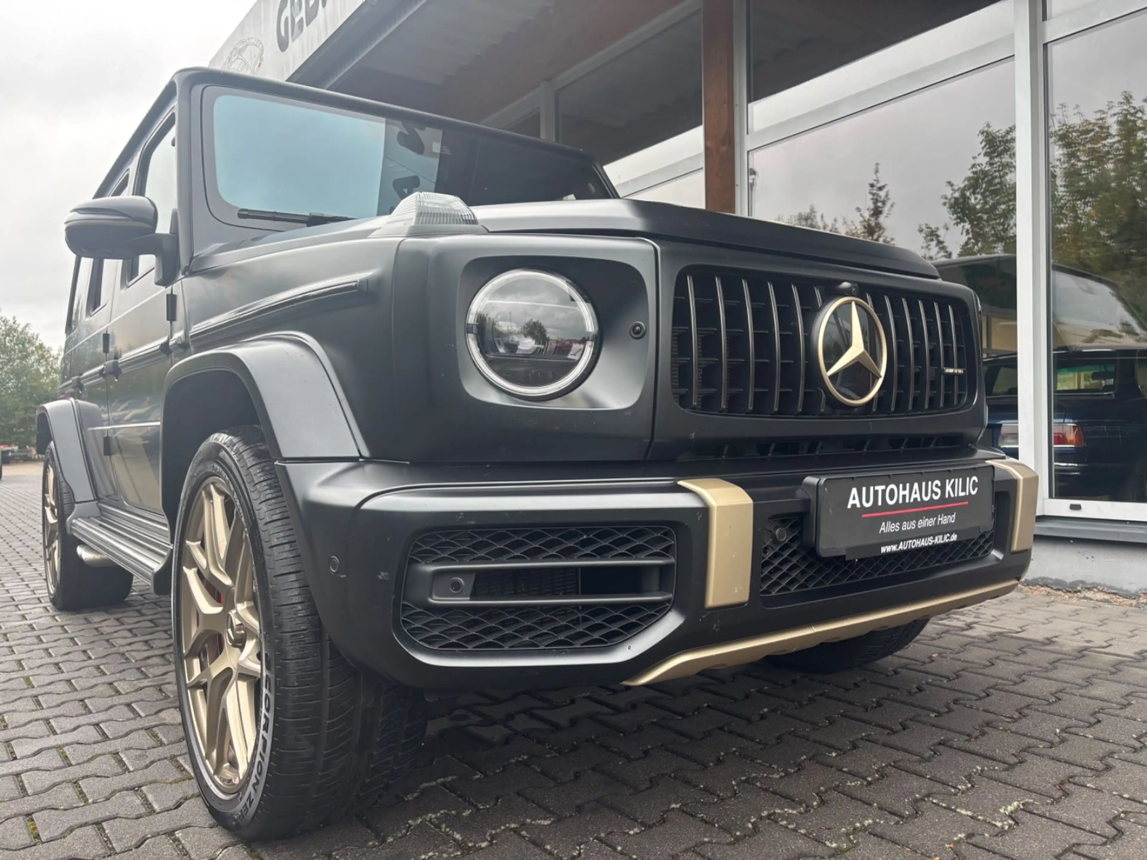 Mercedes-Benz G 63 AMG G63 AMG Grand Edition limited Fond Entertainment — photo 24