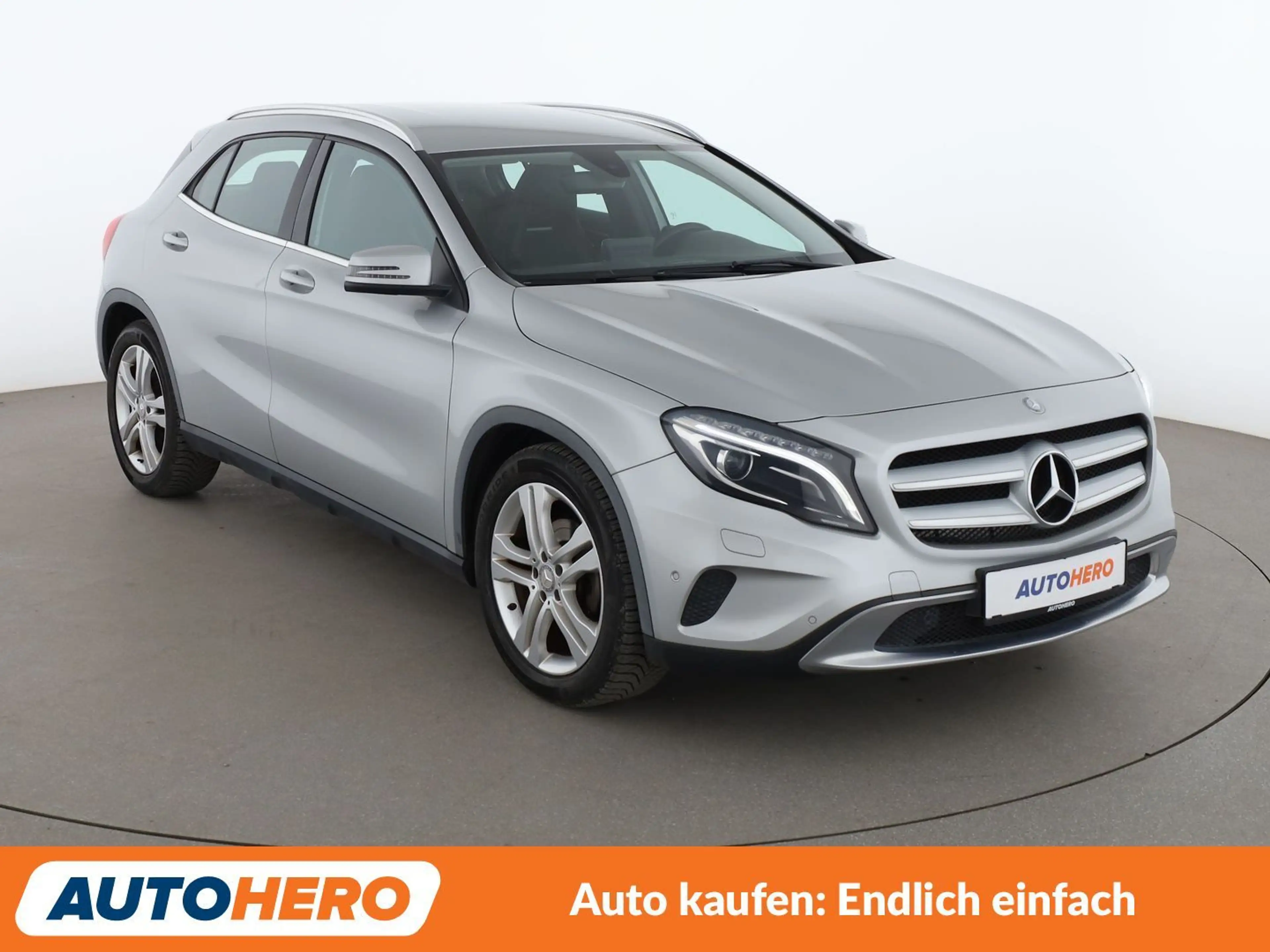 Mercedes-Benz GLA 180 Urban Aut.*XENON*TEMPO*PDC*SHZ*KLIMA*GARANTIE* — photo 8