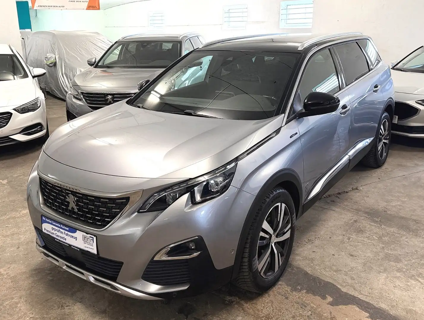 Peugeot 5008 GT Line, 7 Sitzer, Leder, 360 Kamera Silber - 1