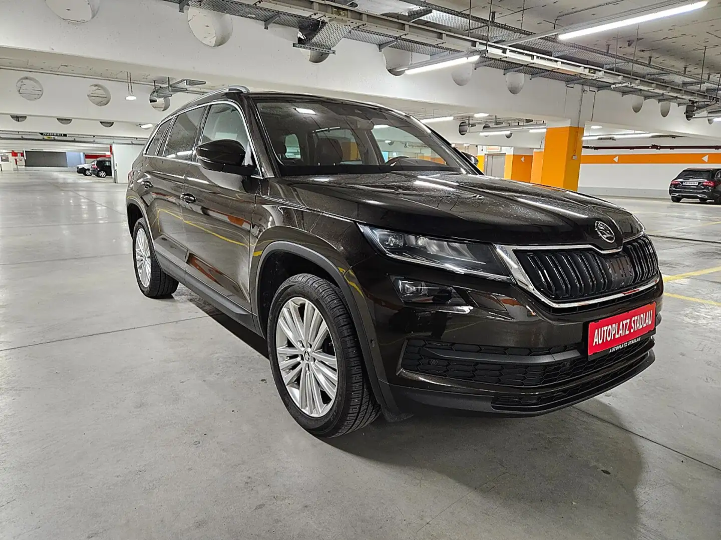 Skoda Kodiaq 2,0 TDI SCR 4x4 Style DSG Braun - 2