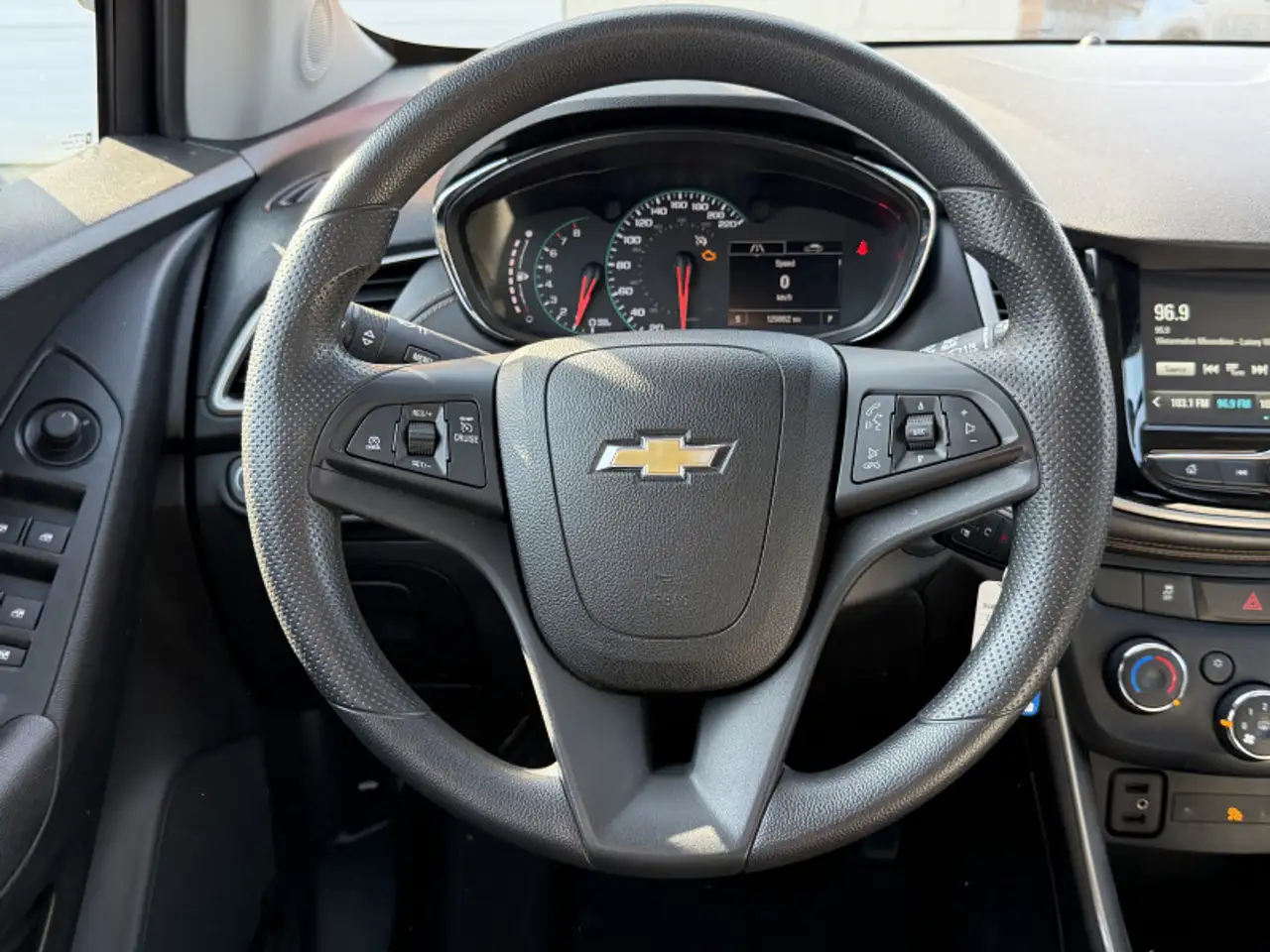 Chevrolet Trax снимка Chevrolet Trax