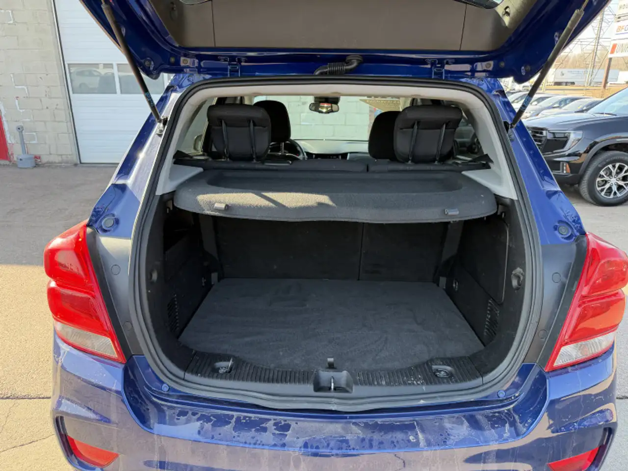 Chevrolet Trax снимка Chevrolet Trax