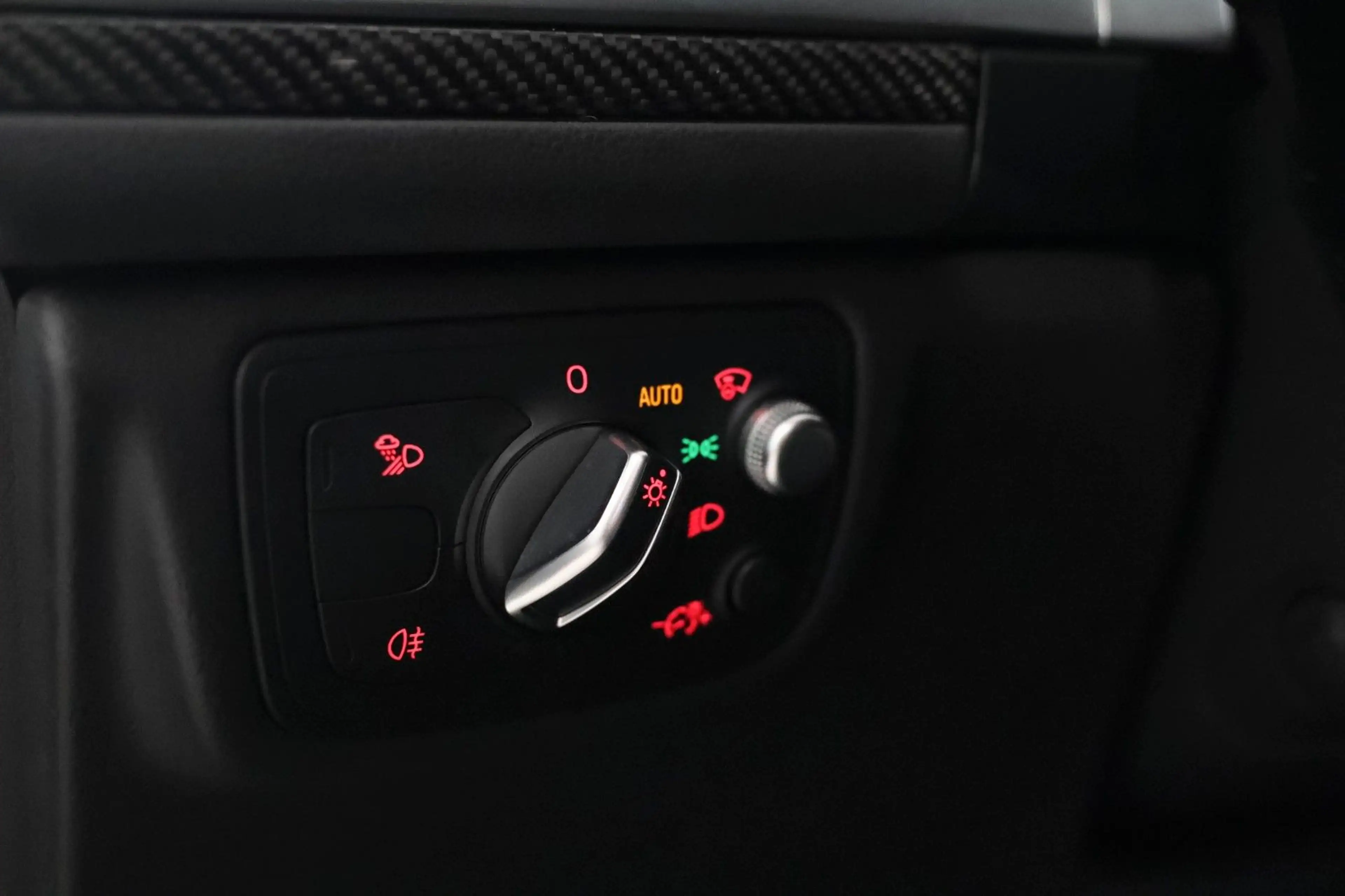 Audi RS6 4.0 Pano*Matrix*HUD*DynamikP.*Bose*Carbon — photo 13